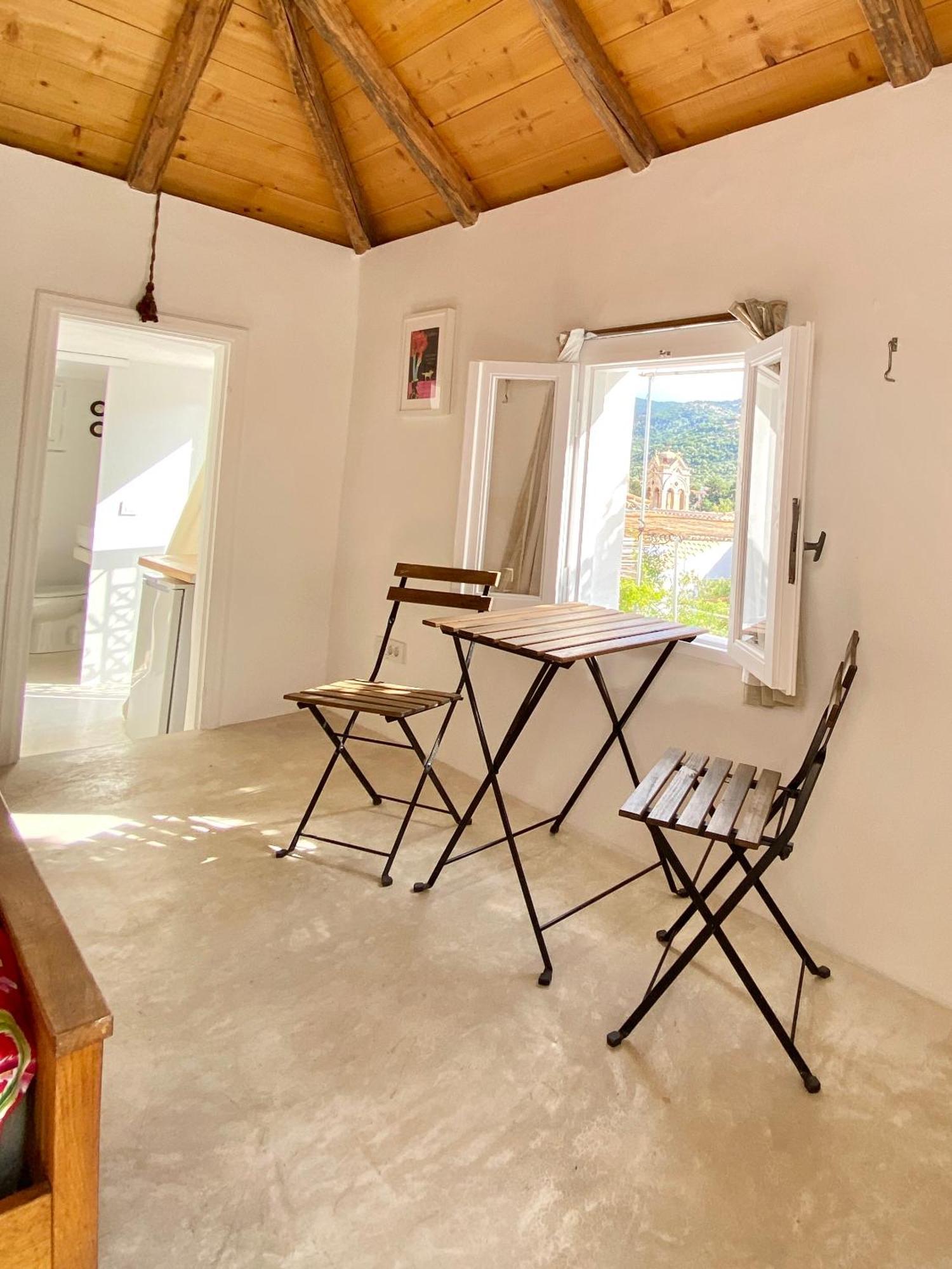 Stylish Vathy Studio With Sea View 외부 사진