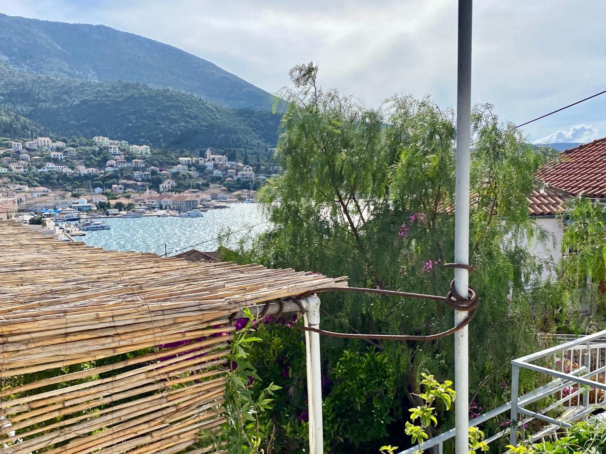 Stylish Vathy Studio With Sea View 외부 사진
